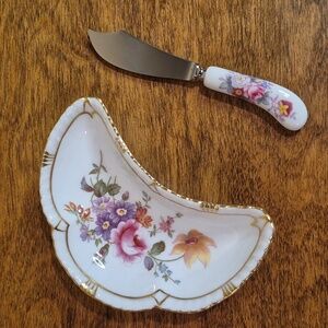 ROYAL CROWN DERBY Vintage 1967 Derby Posies Bone China Butter Pat Dish & Knife